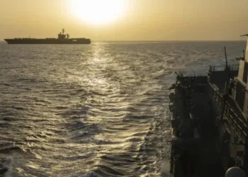 Irán moviliza 11 millones de barriles de crudo pese a bloqueo estadounidense