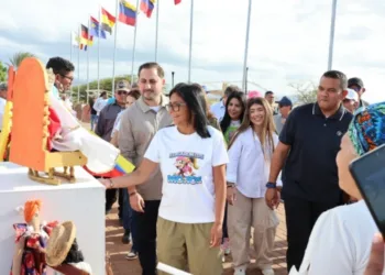 Presidenta (E) solicita al FMI activos congelados por valor de 5.000 millones