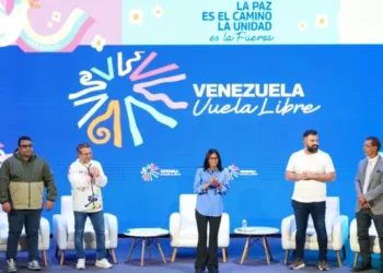 Delcy Rodríguez ratifica lealtad absoluta al presidente Maduro y al pueblo