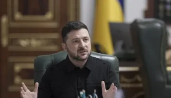 Ucrania: Conversaciones privadas de empresario cercano a Zelenski destapan el saqueo de miles de millones