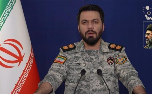 Irán ataca con misiles a buques de EEUU en Ormuz y los obliga a huir