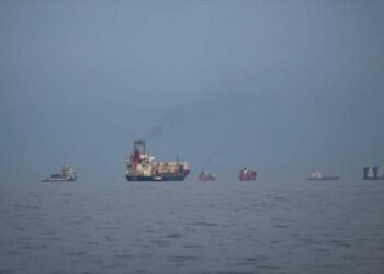 2.000 buques y 20.000 marineros están atrapados en el Golfo Pérsico