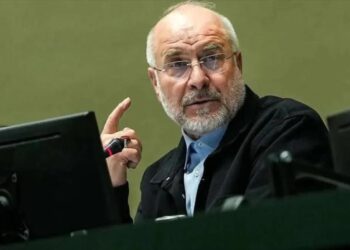Irán: Planes de EEUU en Ormuz podrían causar nueva crisis financiera
