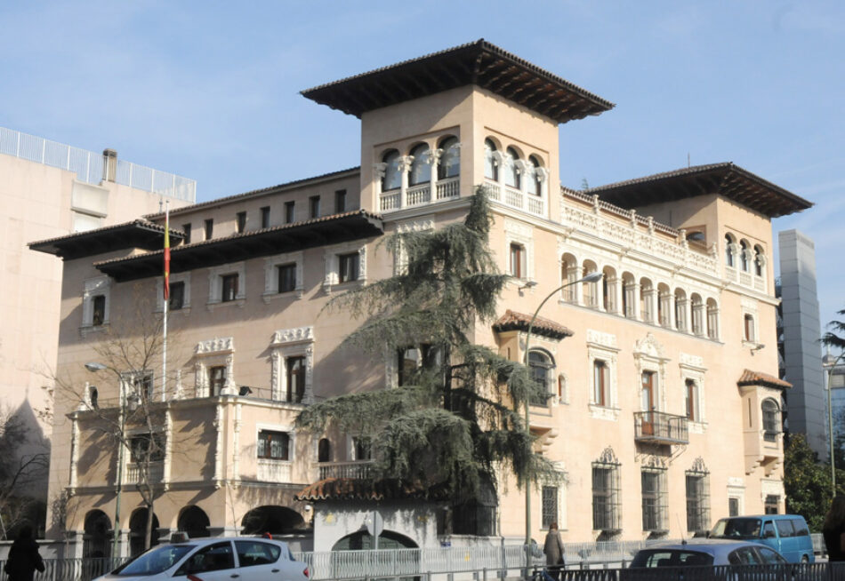 CCOO solicita al Defensor del Pueblo la presentación de recurso de inconstitucionalidad contra la Ley 1/2026 Universitaria para Andalucía