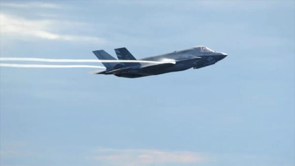 Dos cazas F-35 de EEUU realizan aterrizajes forzosos en los EAU