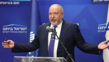 Lieberman: acuerdo Netanyahu-Trump haría de Israel una “república bananera”