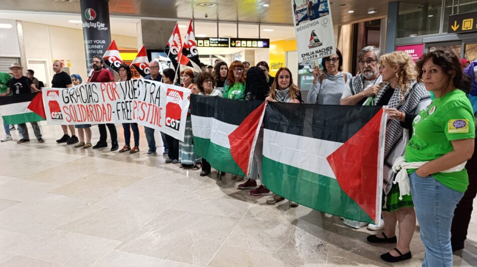 CGT recibe en València a las participantes secuestradas de la Flotilla Global Sumud