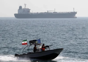 Misiles iraníes alcanzan fragata de EE. UU. por violar seguridad naval