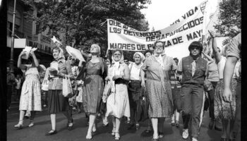 Madres de la Plaza