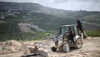 «Israel» aprueba 270 millones para nuevas carreteras en Cisjordania
