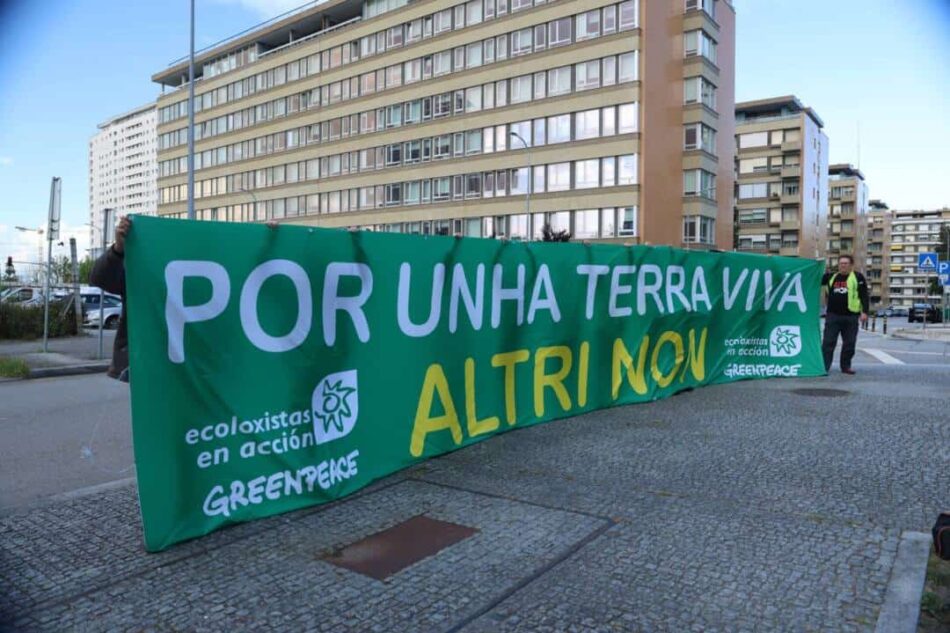 Esixen a Altri no Porto que retire o seu proxecto de macrocelulosa na Ulloa