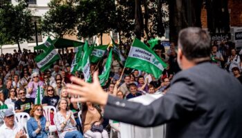 José Ignacio García, Adelante Andalucía, acusa a Moreno Bonilla de tener miedo: “Se esconde detrás de vídeos de perritos y de abrazos a niños. ¿Cuándo hablamos de sanidad y de cribados?”