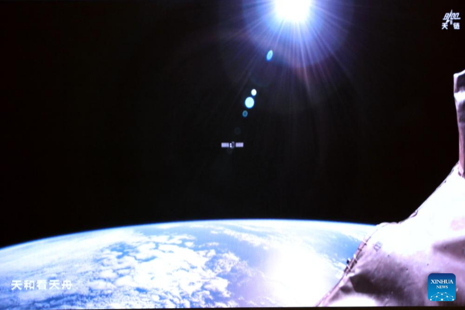 Nave de carga Tianzhou-9 se desacopla de combinación de estación espacial china