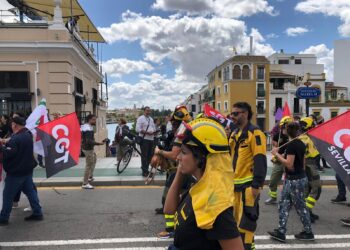 La Coordinadora Estatal de bomber@s forestales de CGT denuncia el bloqueo político del reglamento estatal de prevención de riesgos laborales previsto en la Ley 5/2024