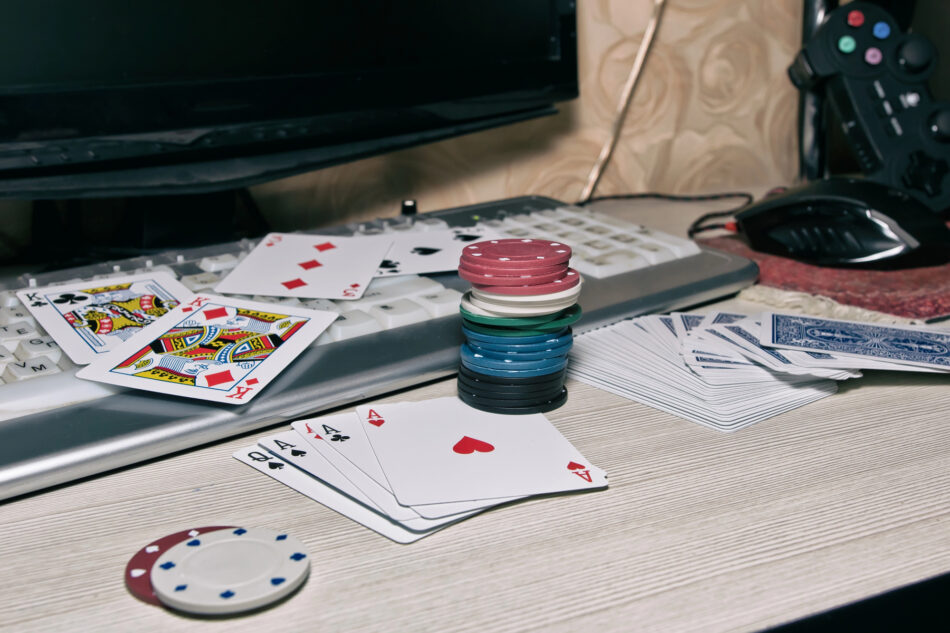 Casinos online y precariedad: el negocio que crece donde el salario no alcanza
