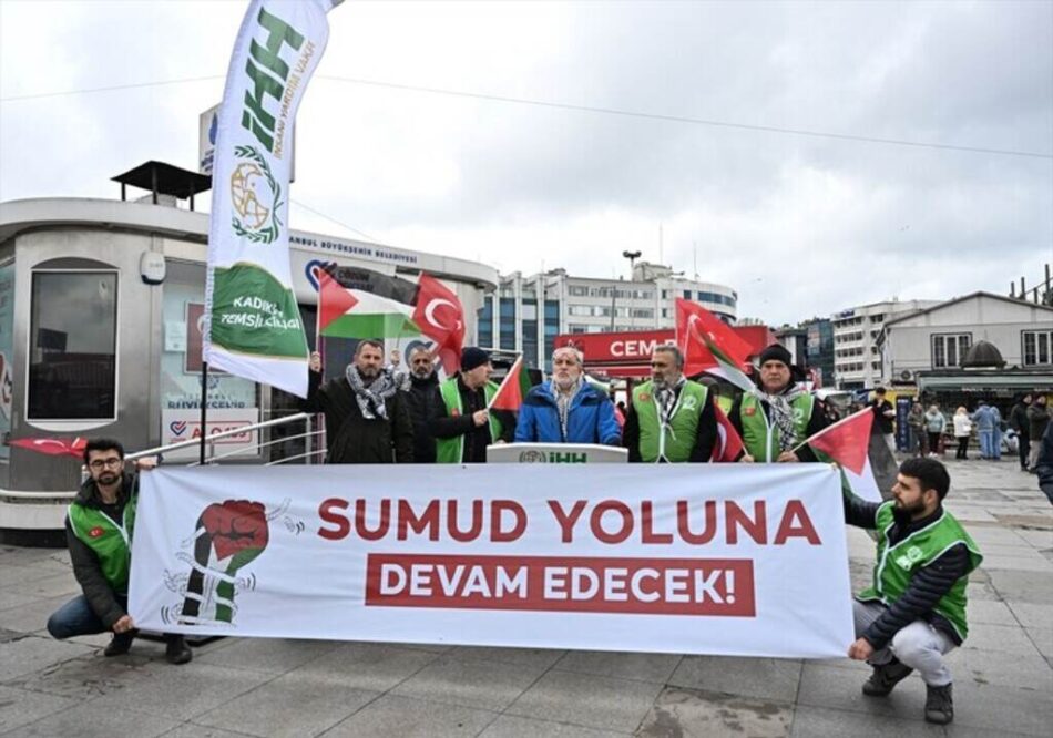 Manifestación en Estambul condena ataque a flotilla rumbo a Gaza