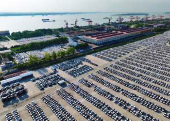 China elige España como su gran centro de producción de coches para Europa en lo que supone el inicio de una alianza estratégica más amplia y a largo plazo