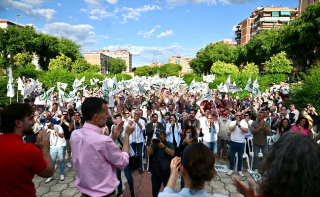 Antonio Maíllo acusa a Moreno Bonilla en Córdoba de “mentir tres veces” sobre el escándalo del cribado de cáncer de mama
