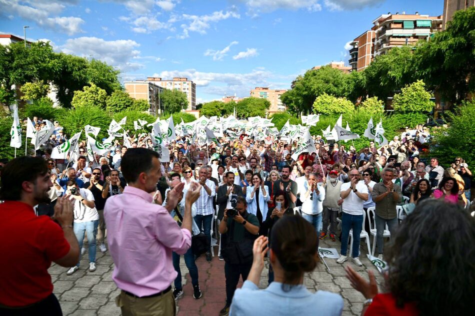 Antonio Maíllo acusa a Moreno Bonilla en Córdoba de “mentir tres veces” sobre el escándalo del cribado de cáncer de mama