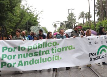 Más de un centenar de profesionales de la Cultura llaman a votar a Por Andalucía