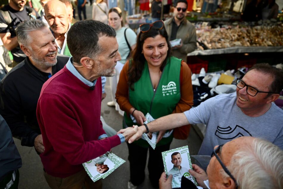 Antonio Maíllo propone prohibir las renovables en suelos agrícolas productivos para proteger el campo andaluz