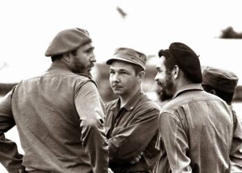 IU condena la imputación de EEUU a Raúl Castro y sus amenazas de agresión contra Cuba, exige el fin del bloqueo y que el extremista Trump cese su violación al Derecho internacional