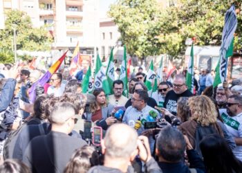 Adelante Andalucía llama a reducir la jornada laboral para todos los trabajadores