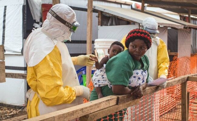 La OMS declara la emergencia sanitaria internacional por el brote de ébola en África central