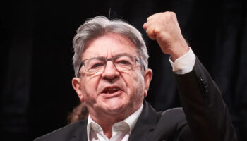 Mélenchon anuncia candidatura para presidenciales francesas 2027