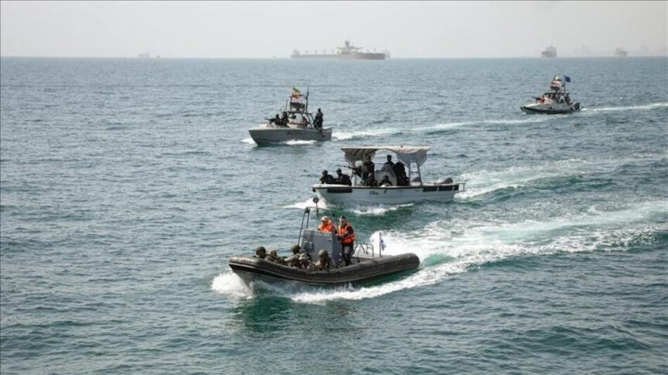 Irán exige autorización previa a los buques para cruzar Ormuz