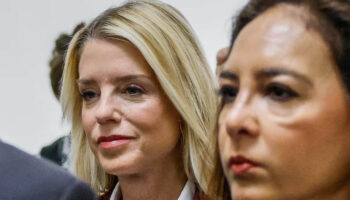 La exfiscal General defiende su gestión en el Congreso de EEUU