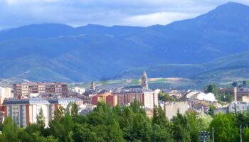 El PCE organiza este lunes 4 de mayo un acto público sobre educación pública en El Bierzo