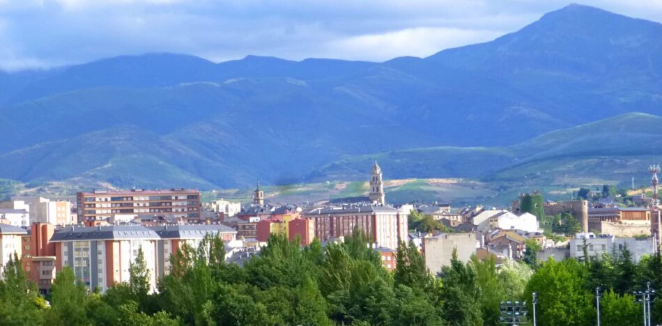 El PCE organiza este lunes 4 de mayo un acto público sobre educación pública en El Bierzo