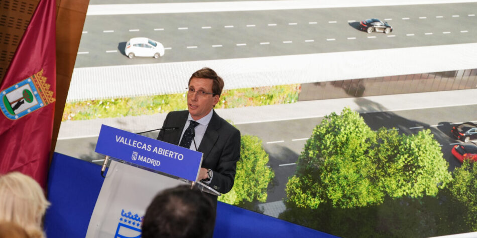 Asociaciones vecinales rechazan el «parche» para el scalextric de Puente de Vallecas que propone Almeida e insisten en su desmontaje