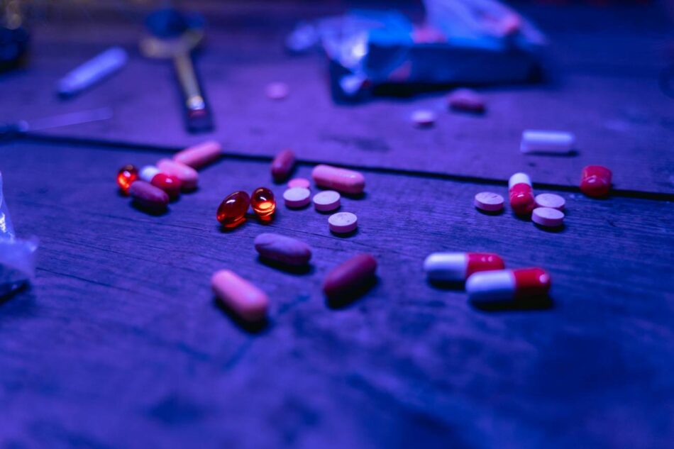 Qué son los nitazenos: la droga diez veces más potente que el fentanilo