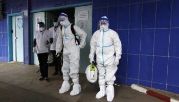 Sanidad considera muy bajo el riesgo de ébola en España y en viajeros a zonas afectadas