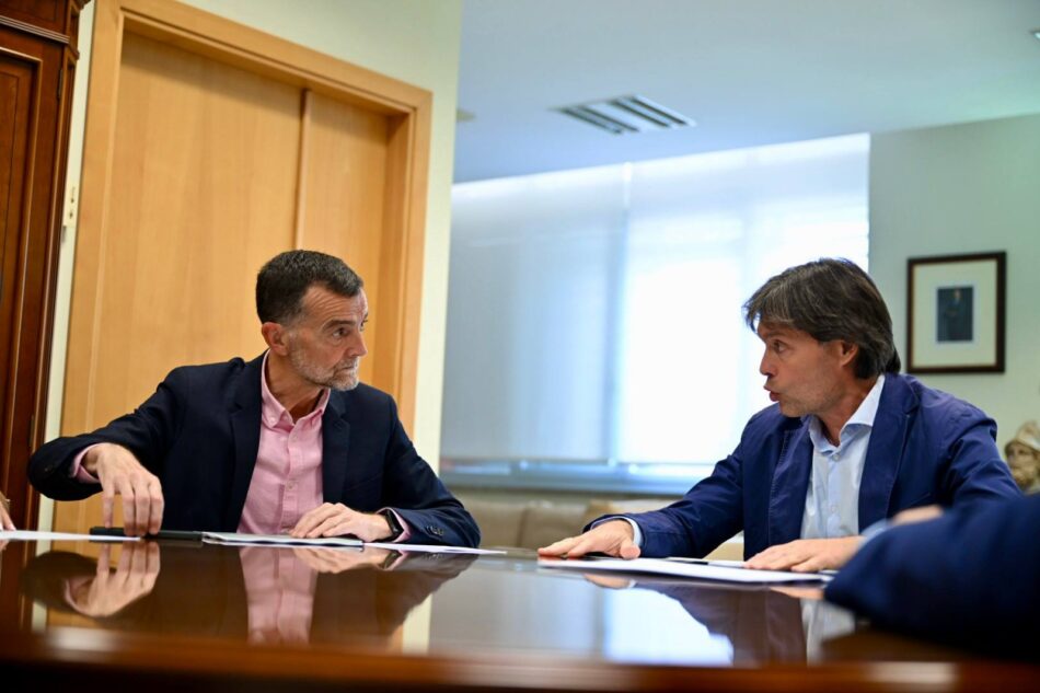 Maíllo aprobará un nuevo modelo de financiación para frenar la “asfixia” y “privatización” de las universidades públicas