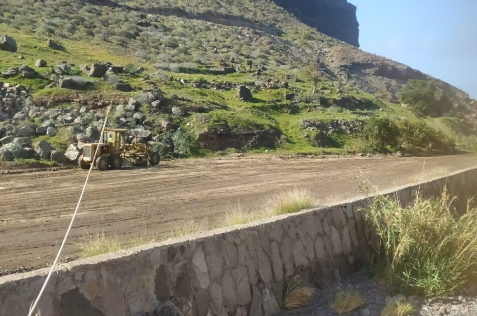 Más de 30 colectivos firman un comunicado contra la opacidad de la “renaturalización” de Lopesan en la playa de Veneguera