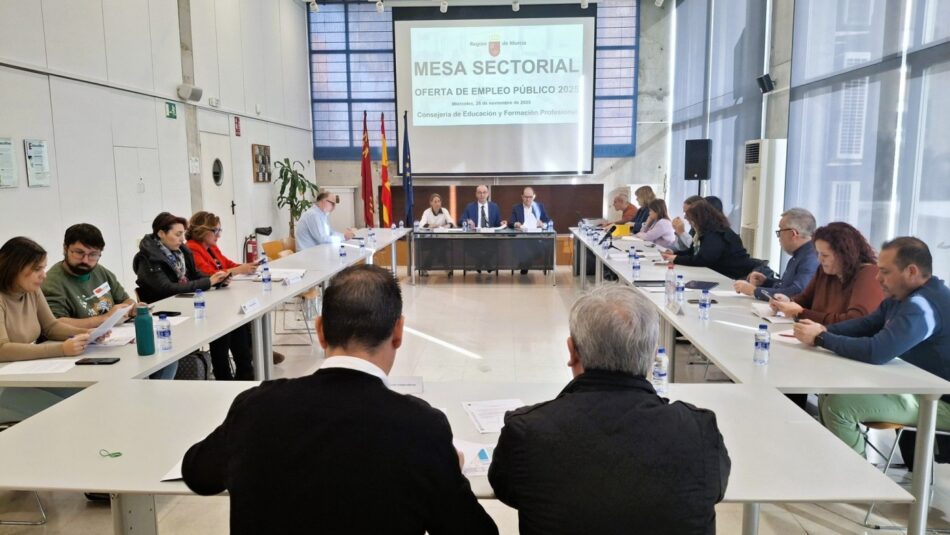 STERM Intersindical denuncia el aumento descontrolado de aspirantes por tribunal en las oposiciones docentes de 2026