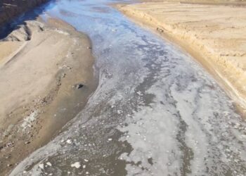 Ecologistas y sociedad civil convocan una manifestación en Sanlúcar contra los vertidos al Guadalquivir el 9 de mayo