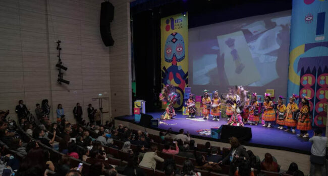 Petro clausura el Congreso Artes para la Paz reivindicando el esfuerzo por extender la cultura entre los más jóvenes