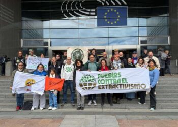 Pueblos Contra el Extractivismo señala en Bruselas la explotación del territorio por la UE dentro y fuera de sus fronteras
