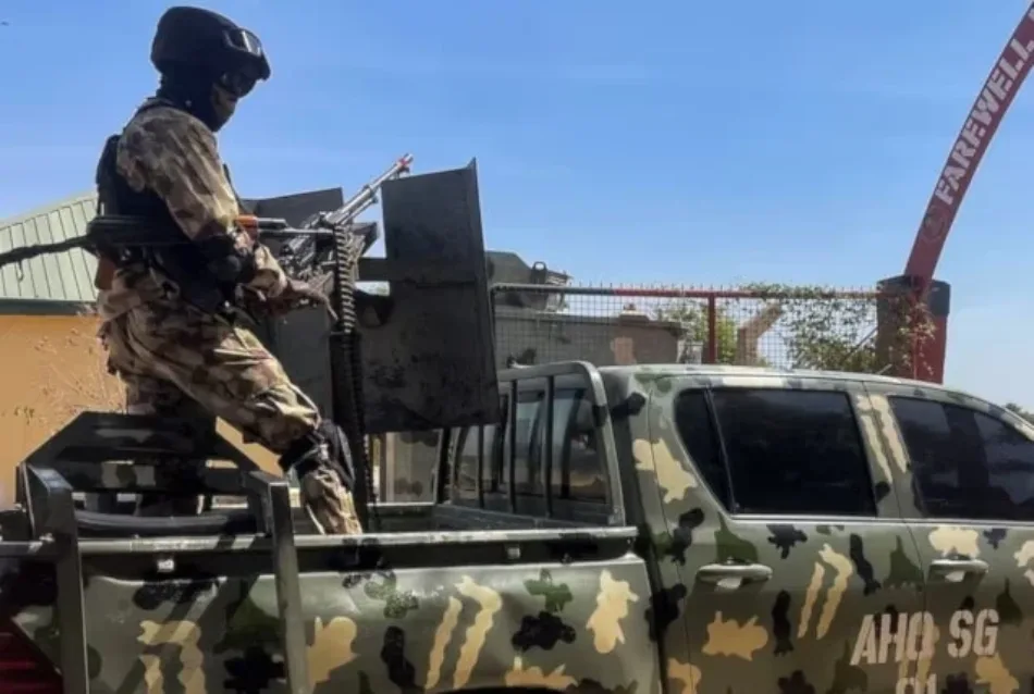 Nigeria: secuestran a 39 alumnos y siete profesores en ataque en Oyo