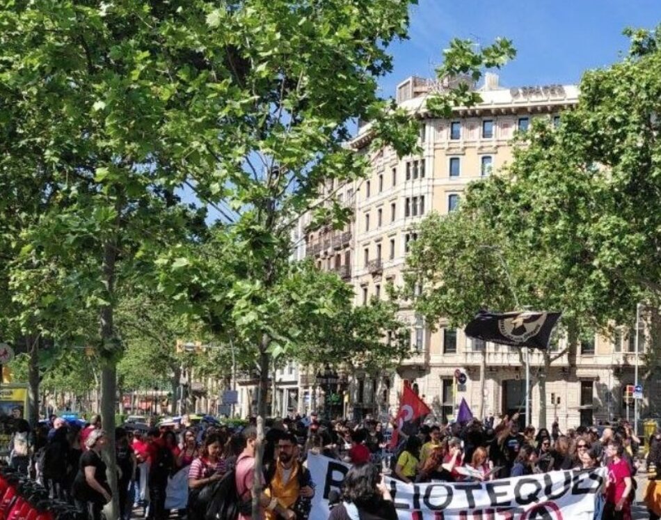 BComú, Junts y ERC denuncian la dejadez de funciones del Govern Collboni por no convocar el Plenario de las huelgas municipales