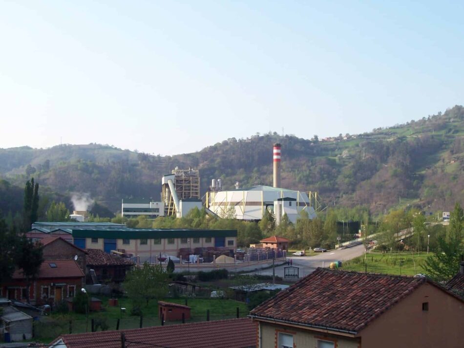 El plazo impuesto por el Principado para rehacer la evaluación ambiental de La Pereda expone la falta de solución real para los residuos y el riesgo de colapso del proyecto