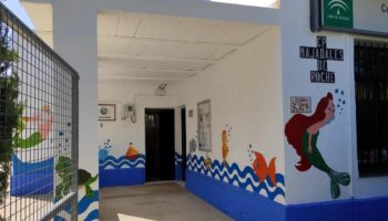 CCOO Enseñanza Cádiz denuncia el deterioro de la sede Los Majadales de Roche del CPR Campos de Conil