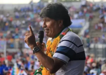 Bolivia: seguidores de Evo Morales advierten de movilizaciones tras orden de capturarlo