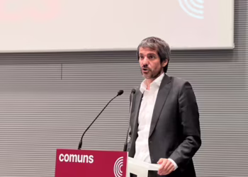 Urtasun anuncia que desde Sumar están «dispuestos a negociar» con Junts un nuevo decreto de prórroga de alquileres