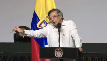 Presidente Gustavo Petro: «Jamás defenderé la represión contra el pueblo boliviano»