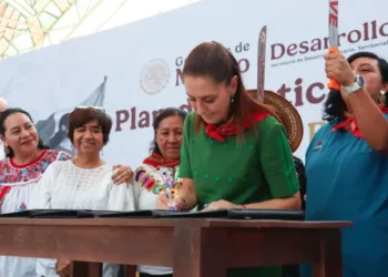 Claudia Sheinbaum en Atenco: «Nunca más un policía reprimirá al pueblo de México»